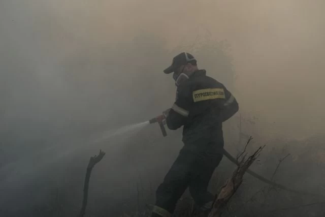 Αύριο το χειρουργείο του εθελοντή πυροσβέστη – Με έξοδα του υπ. Υγείας η αποκατάσταση του